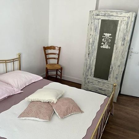 Appartement Chaleureux Avec Parking Gratuit Sarlat-la-Canéda Dış mekan fotoğraf