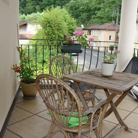 Appartement Chaleureux Avec Parking Gratuit Sarlat-la-Canéda Dış mekan fotoğraf